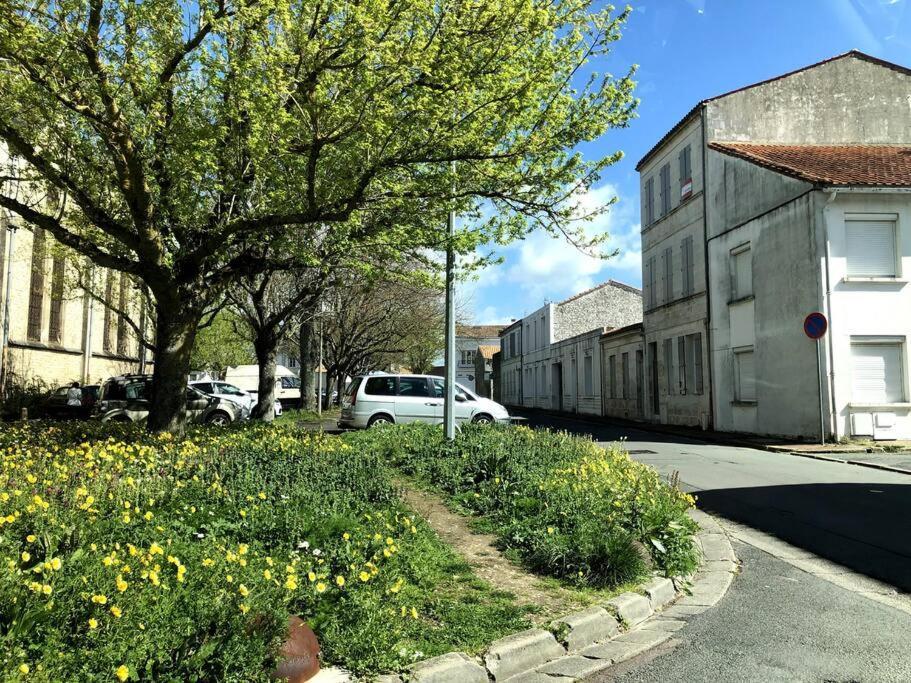 T2 Meuble Pour Curistes, Vacanciers Et Stagiaires Ροσφόρ Εξωτερικό φωτογραφία